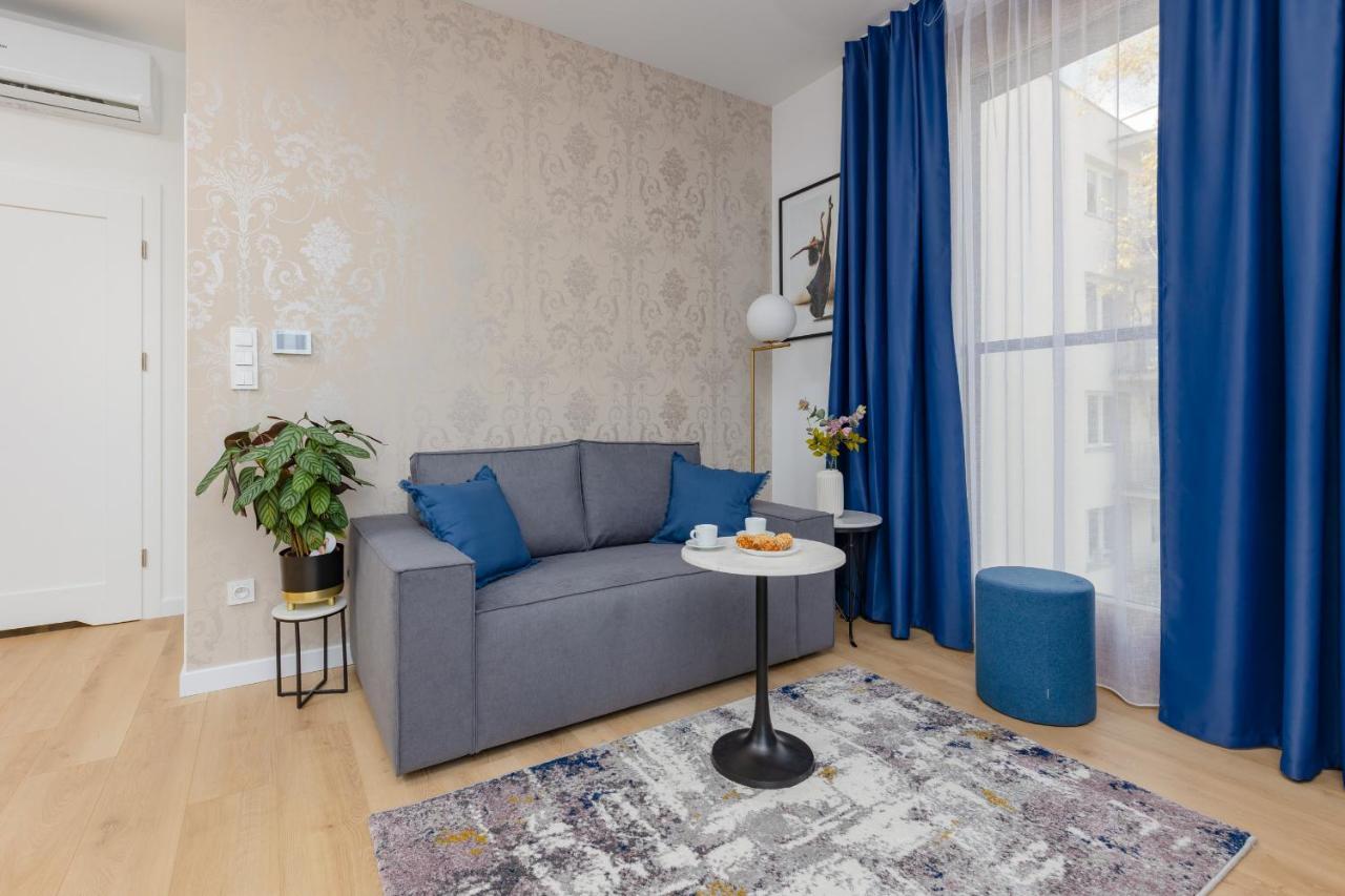Warszawa Srodmiescie Bonifraterska Apartments By Noclegi Renters Exteriér fotografie