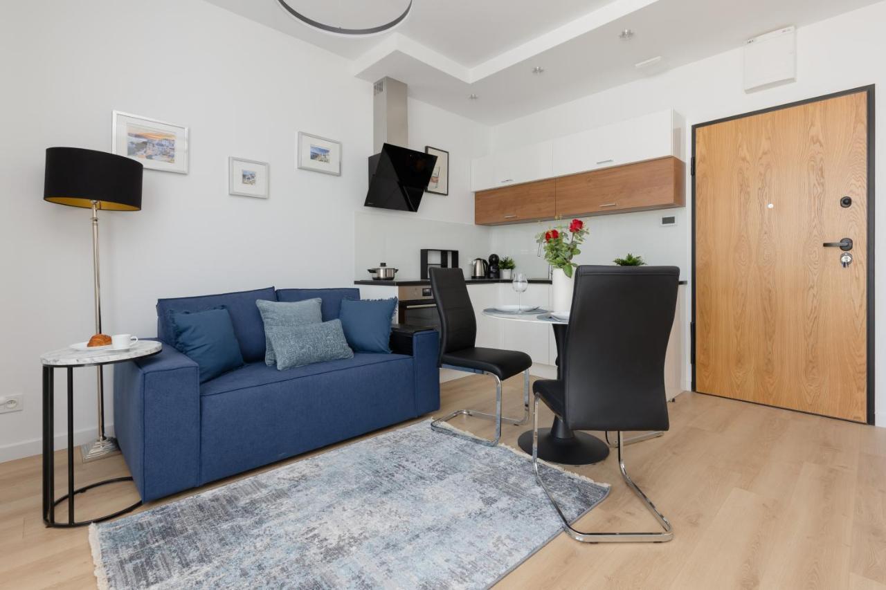Warszawa Srodmiescie Bonifraterska Apartments By Noclegi Renters Exteriér fotografie